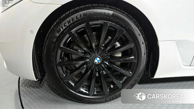 BMW 6 Series GT (G32) id 3942615 из Кореи 15