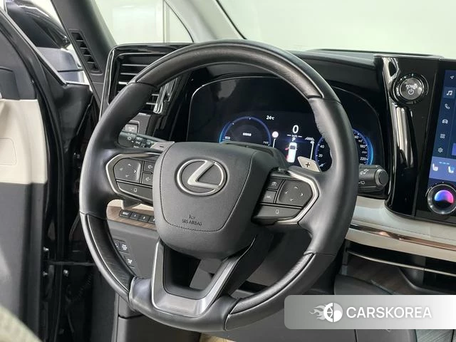 Lexus LM id 4291442 из Китая 12