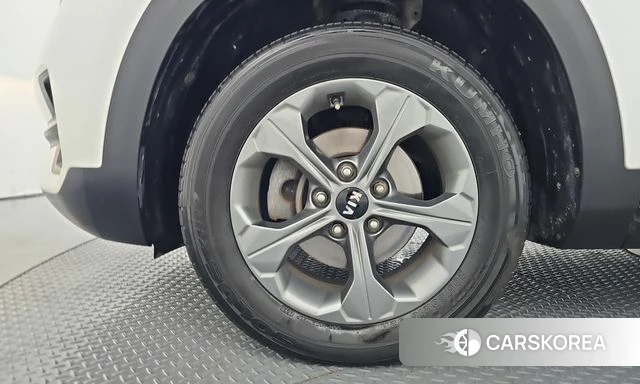 Kia Seltos id 4937297 из Кореи 26
