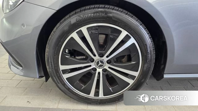 Mercedes-Benz E-Class W213 id 4518881 из Кореи 28