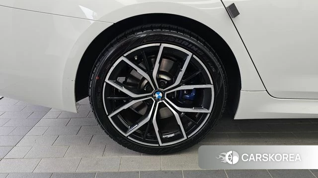 BMW 5 Series (G30) id 4535658 из Кореи 15