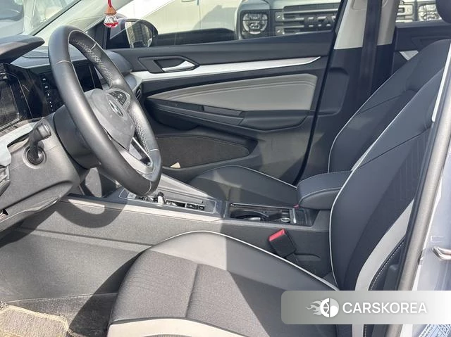 Volkswagen Golf 2021 Темно-серый из Китая, фото 5
