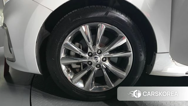 Kia The New Carnival id 4605127 из Кореи 26