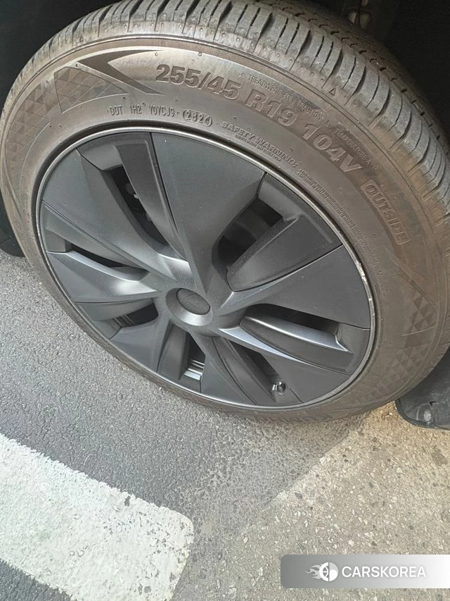 Tesla Model Y 2024 Белый из Кореи, фото 5