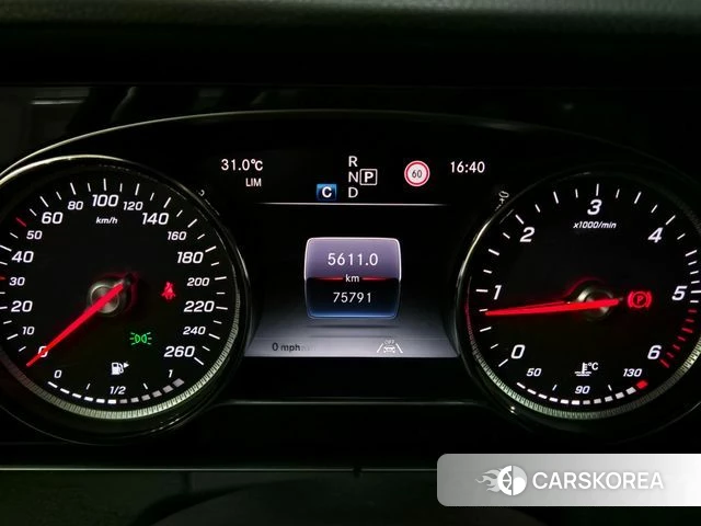 Mercedes-Benz E-Class W213 id 4581272 из Кореи 15
