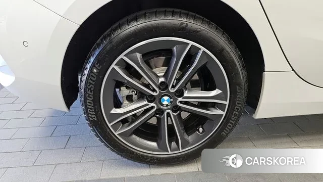 BMW 1 Series (F40) id 3246513 из Кореи 15