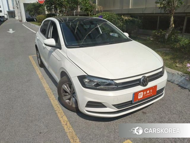 Volkswagen Polo 2022 Белый из Китая, фото 5