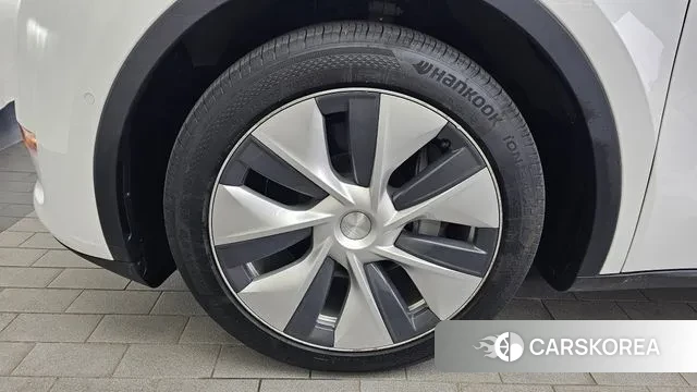 Tesla Model Y id 2997731 из Кореи 15