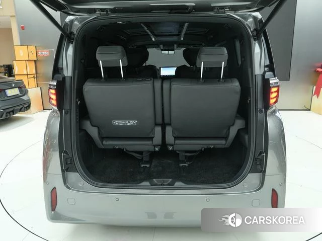 Toyota Elfa id 4329062 из Китая 23