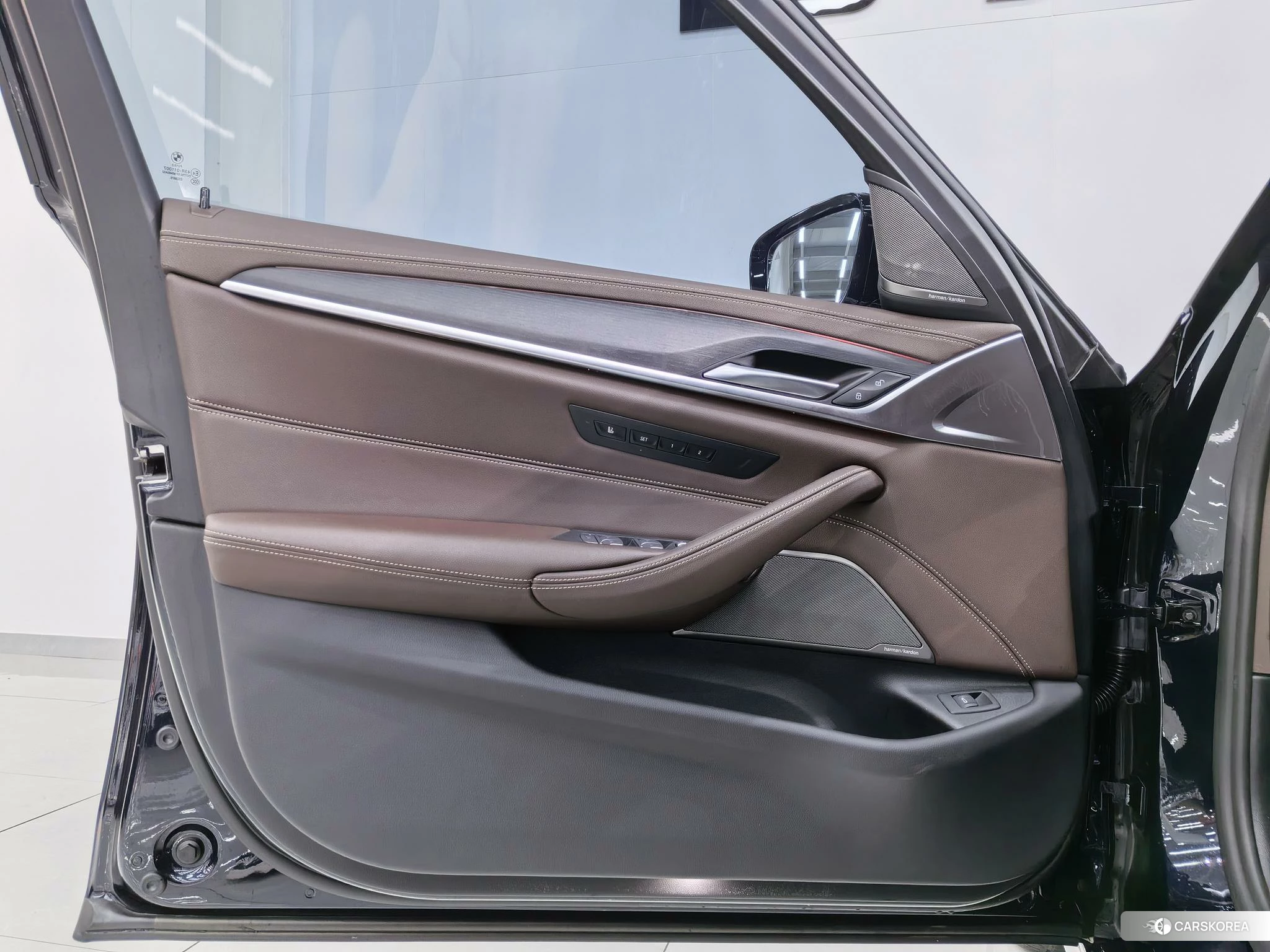 BMW 5 series id 4426708 из Китая 21
