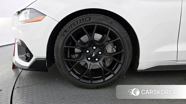 Ford Mustang id 3636210 из Кореи 15