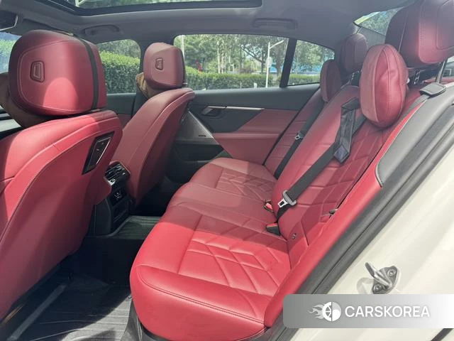 BMW 5 series id 4335927 из Китая 16