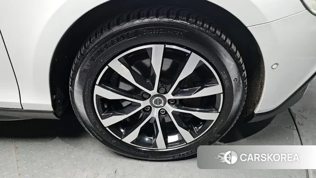 Volvo V40 Cross-Country id 3578458 из Кореи 15