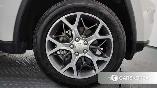 Jeep Grand Cherokee id 3530870 из Кореи 15