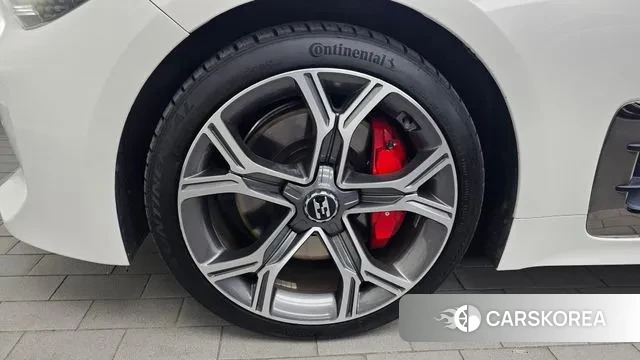 Kia Stinger id 3429418 из Кореи 15