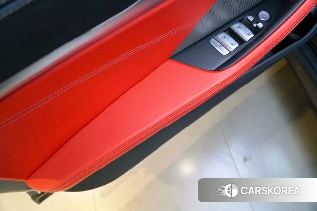 BMW 8 series id 4261424 из Китая 19