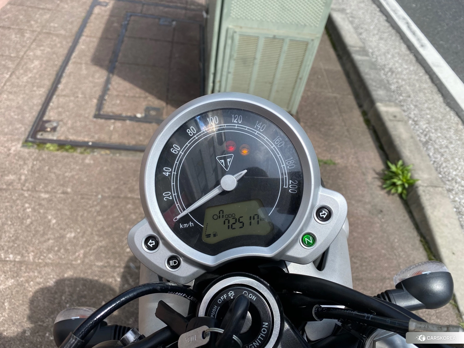 Triumph STREET TWIN id 3946731 из Японии 6