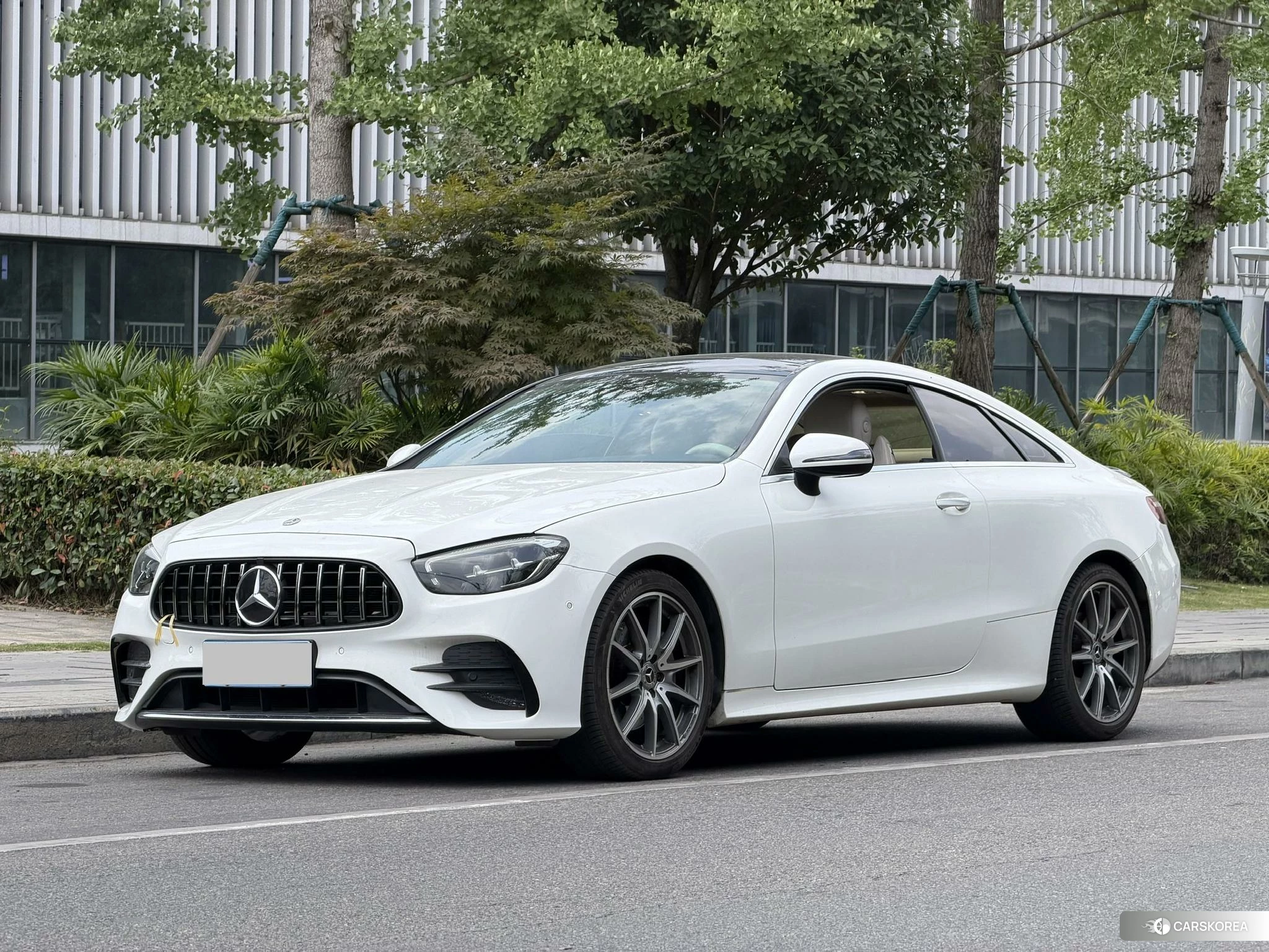 Mercedes-Benz E-class (imported) 2023 Белый из Китая, фото 5