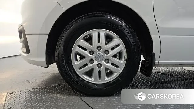 Hyundai The New Grand Starex id 3778916 из Кореи 15