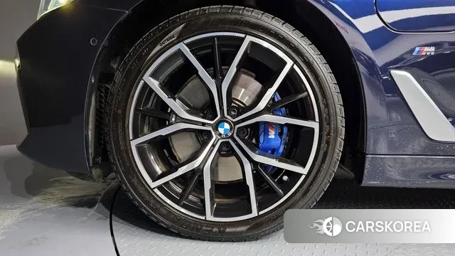 BMW 5 Series (G30) id 3453537 из Кореи 15