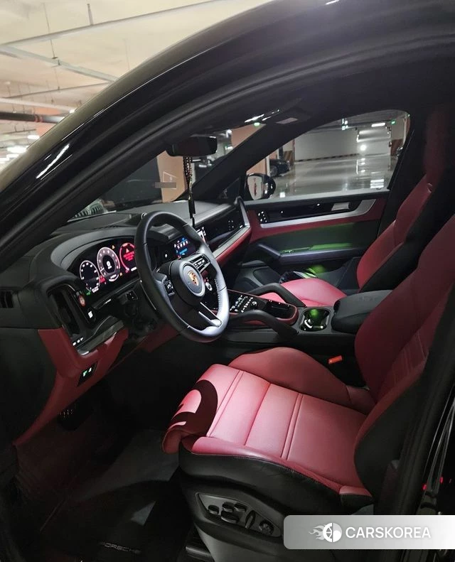 Porsche Cayenne (PO536) 2025 Черный из Кореи, фото 5
