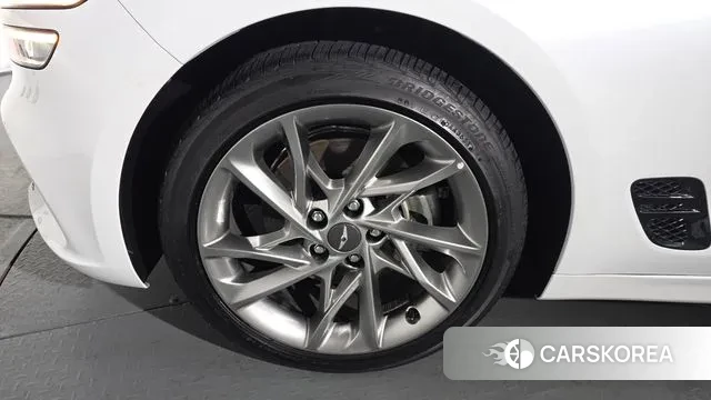 Genesis The New G70 id 3591628 из Кореи 15