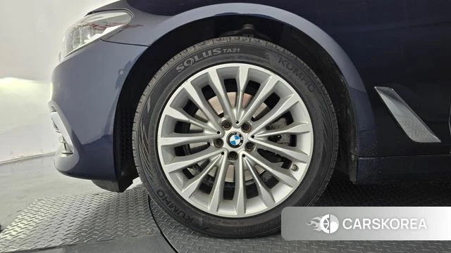 BMW 5 Series (G30) id 4662520 из Кореи 15