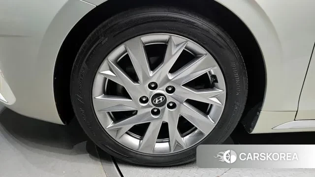 Hyundai The New Grandeur IG Hybrid id 3765668 из Кореи 15