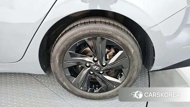 Hyundai Avante Hybrid (CN7) id 3290639 из Кореи 15