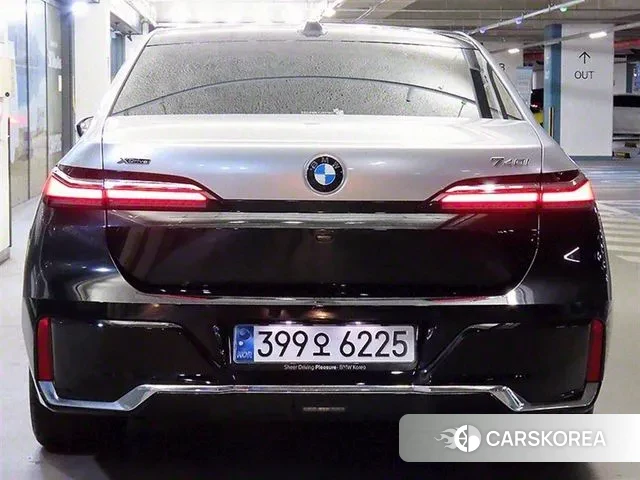 BMW 7 Series (G70) id 3036279 из Кореи 15