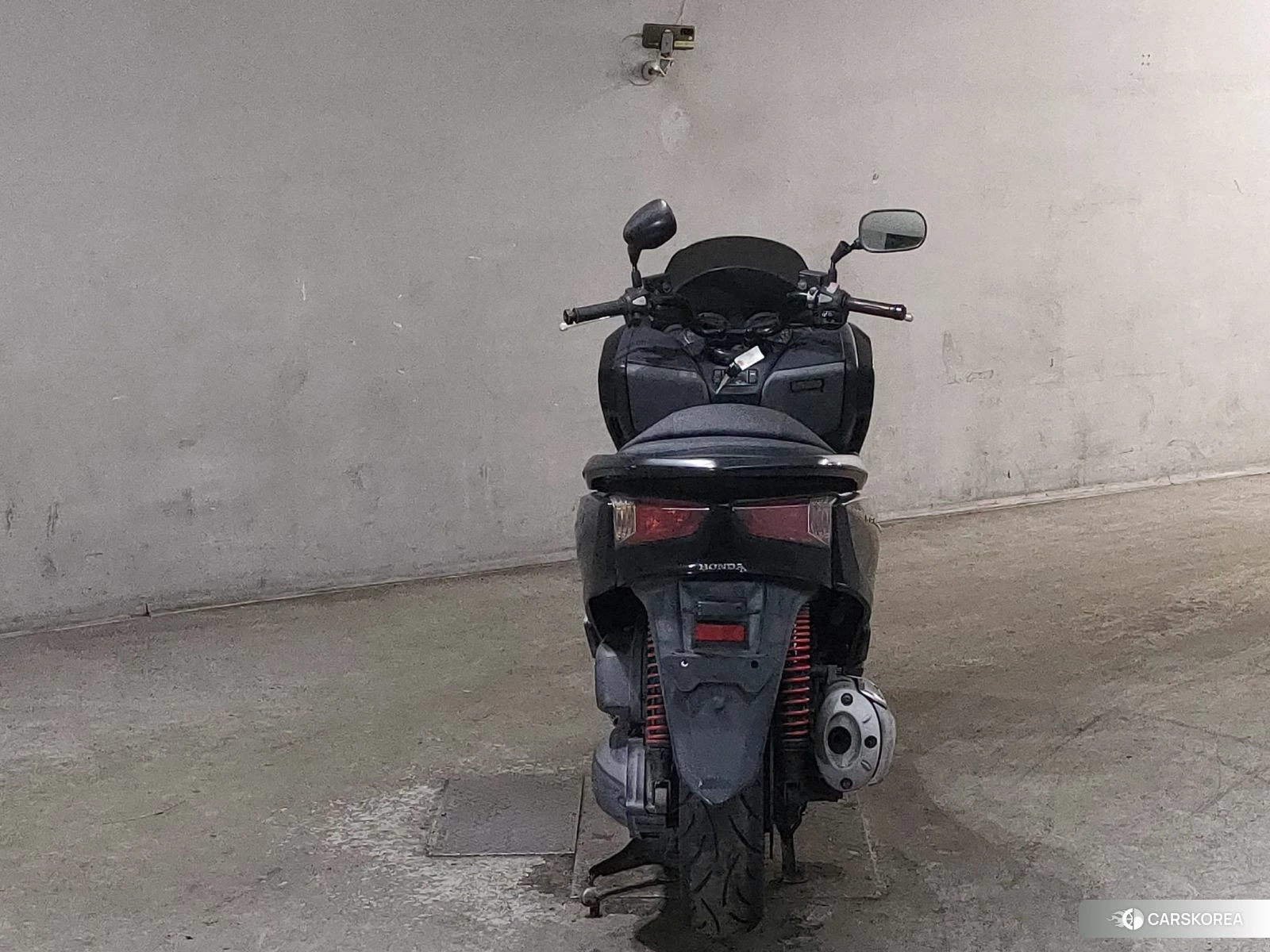 Проданный Honda FORZA id 3948660 из Японии