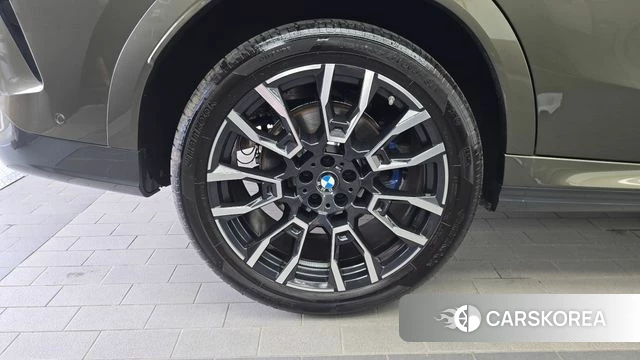 BMW X6 (G06) id 4590290 из Кореи 28