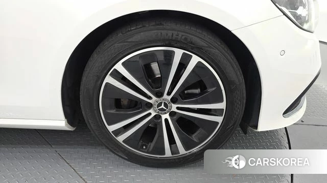Mercedes-Benz E-Class W213 id 4330775 из Кореи 15