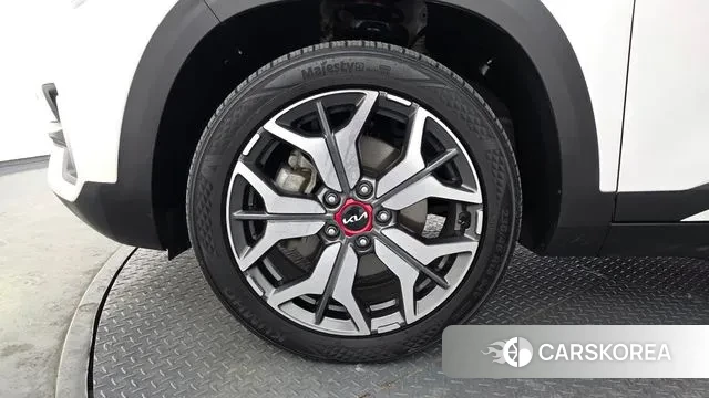 Kia Seltos id 3716821 из Кореи 15