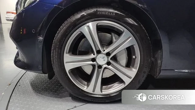 Mercedes-Benz E-Class W213 id 3578566 из Кореи 15