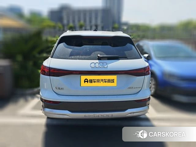 Audi Q5 e-tron 2022 Белый из Китая, фото 5