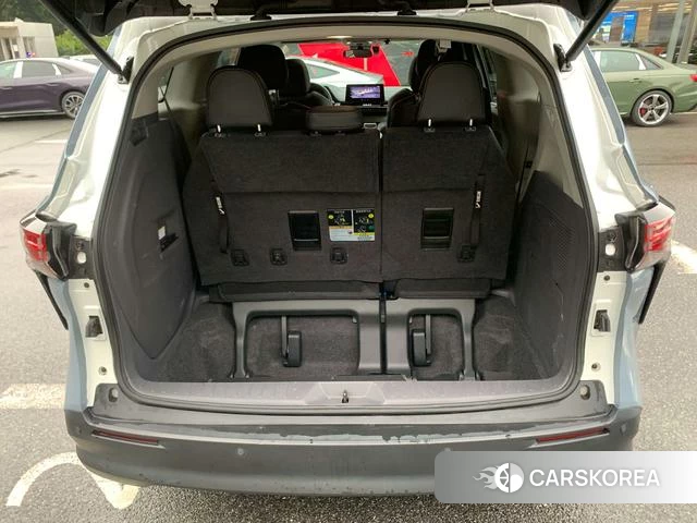 Toyota Saina id 4279171 из Китая 19