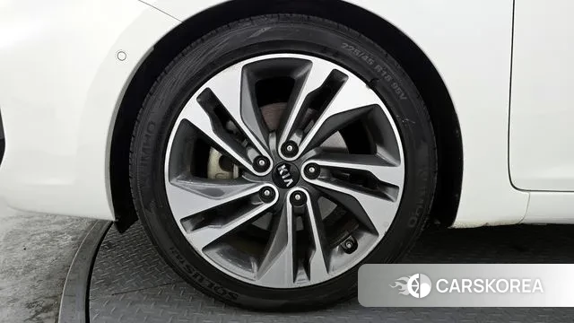 Kia The New Carens id 3723864 из Кореи 15