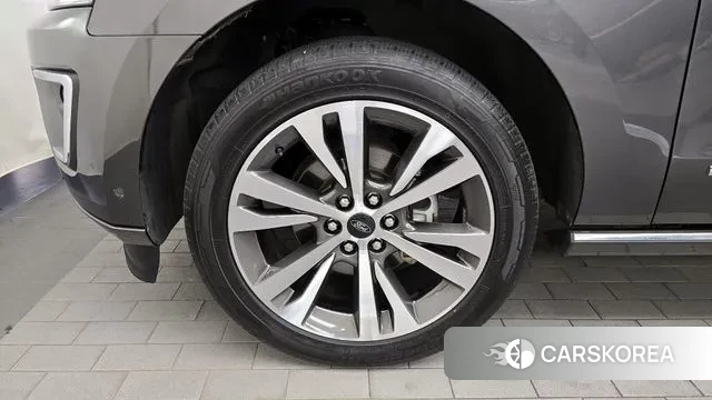 Ford Expeditation id 2998944 из Кореи 15