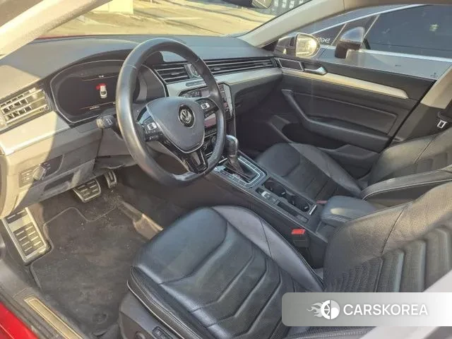 Volkswagen Arteon 2019 Красный из Кореи, фото 5