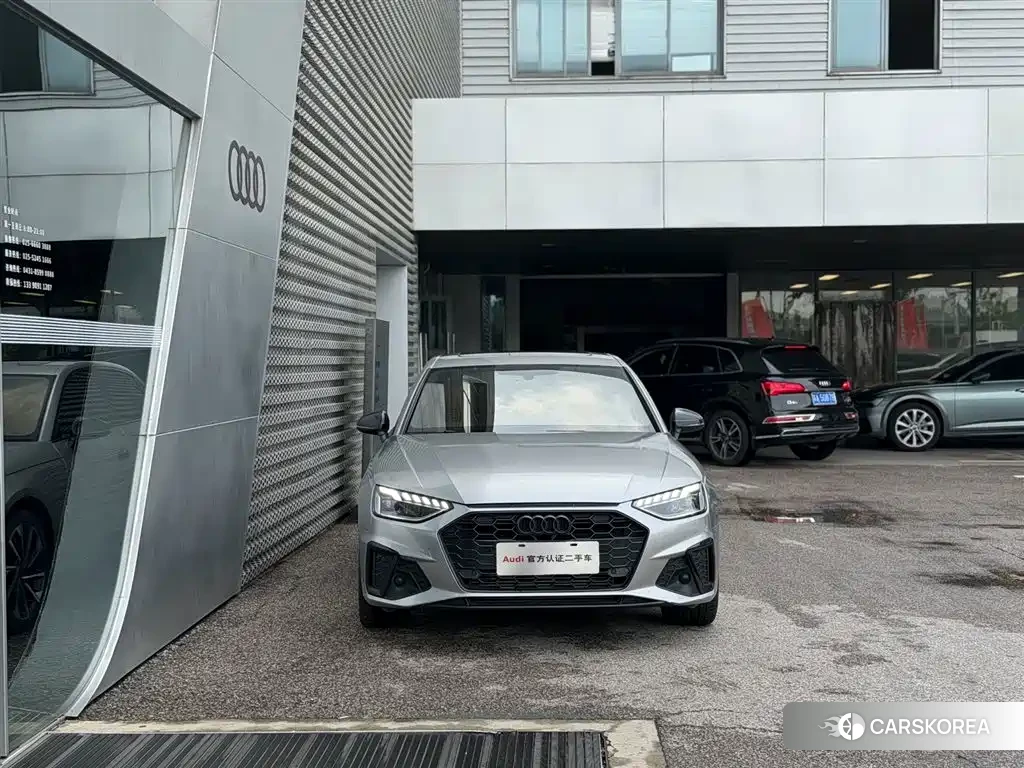 Audi A4L id 4565245 из Китая 11