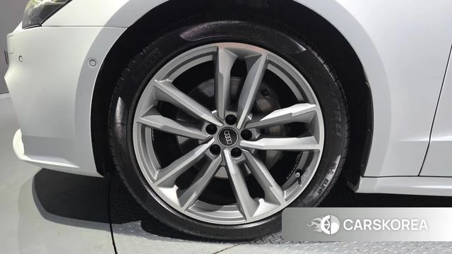 Audi A7 (4K) id 4362474 из Кореи 28