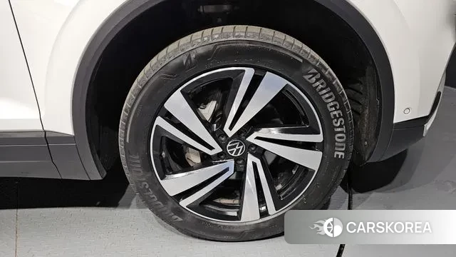 Volkswagen Touareg 3rd generation id 3036627 из Кореи 15