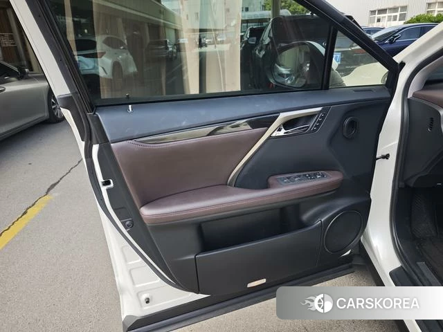 Lexus RX 2021 Белый из Китая, фото 6
