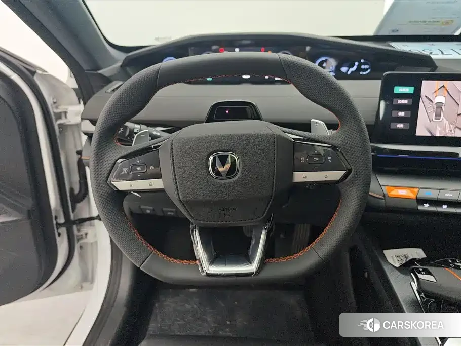 Chang'an UNI-V id 4512948 из Китая 11