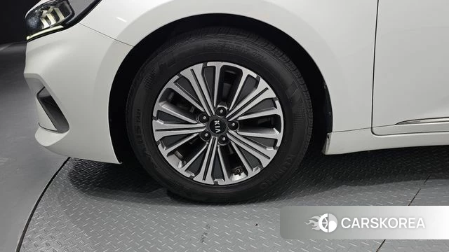 Kia K7 Premier Hybrid id 4471250 из Кореи 15