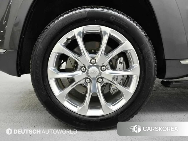 Jeep Grand Cherokee id 3866907 из Кореи 15