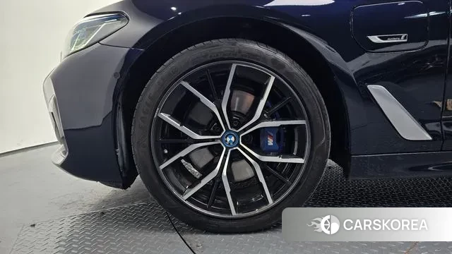 BMW 5 Series (G30) id 3513030 из Кореи 15