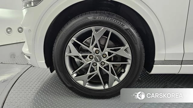 Genesis GV70 id 4501600 из Кореи 29