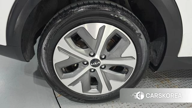 Kia Niro Plus id 4863892 из Кореи 15